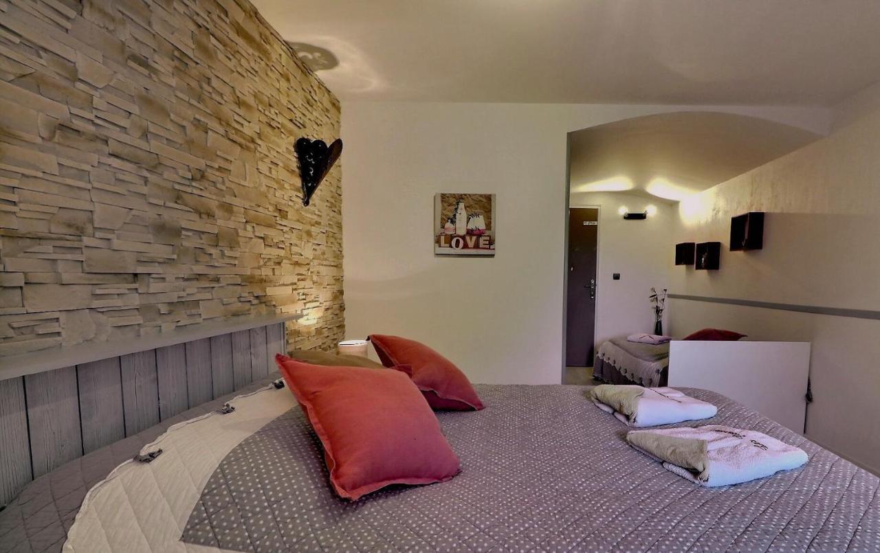 Chambres D'Hotes Les Fleurettes En Baie Du Mont Saint Michel ภายนอก รูปภาพ